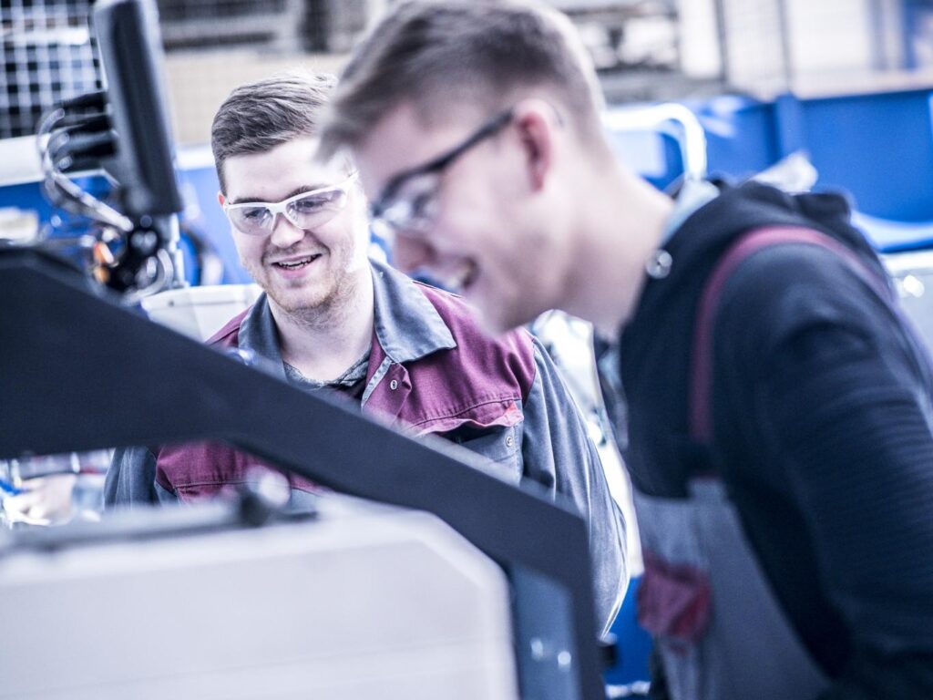 Arbeitsumfeld Metallbau – Bild in Contao ersetzen